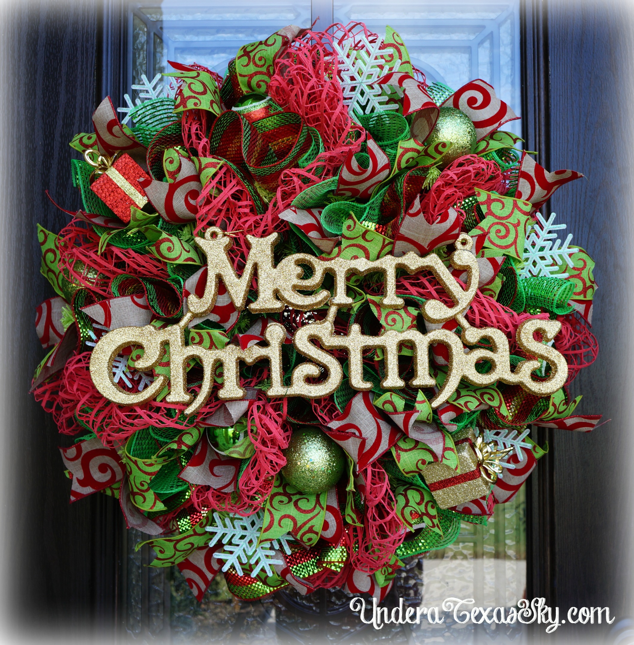 mesh christmas wreath images